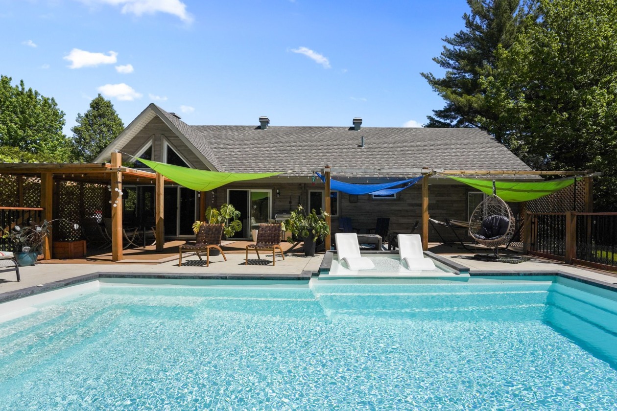 Piscine — 333, Rue Montview, Rosemère, J7A2W2, Rosemère