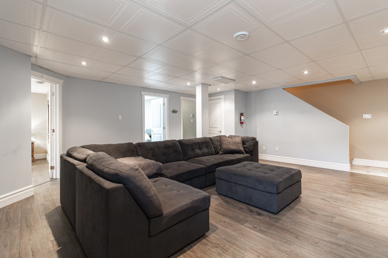 Salle familiale — 125, Route du Fleuve O., Sainte-Luce, G0K1P0, Sainte-Luce
