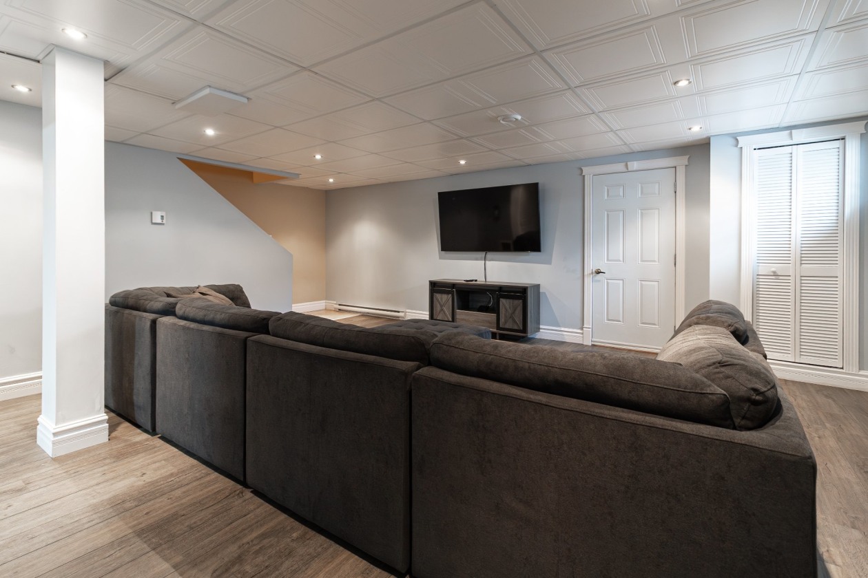 Salle familiale — 125, Route du Fleuve O., Sainte-Luce, G0K1P0, Sainte-Luce