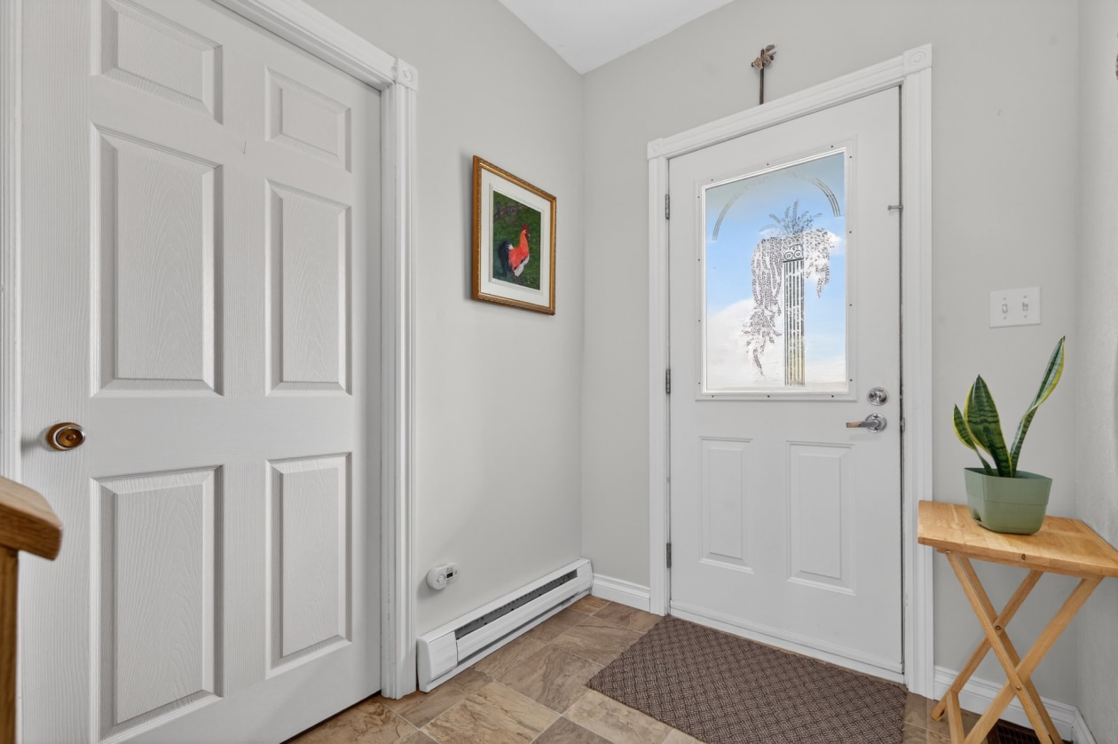 Hall d'entrée — 7, Rue du Collège, Rimouski, G5N5G8, Rimouski