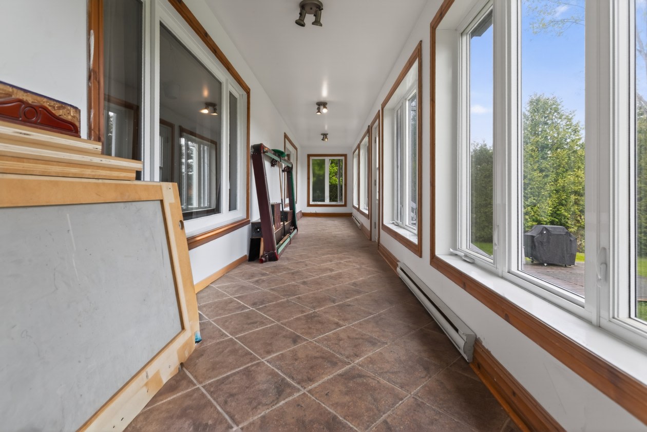 Verrière — 331 Rue des Pêcheurs, Saint-Alexis-Des-Monts, J0K 1V0, Saint-Alexis-Des-Monts