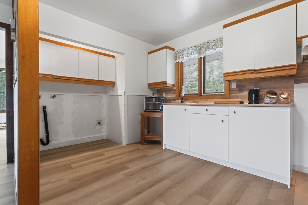 Cuisine — 331 Rue des Pêcheurs, Saint-Alexis-Des-Monts, J0K 1V0, Saint-Alexis-Des-Monts