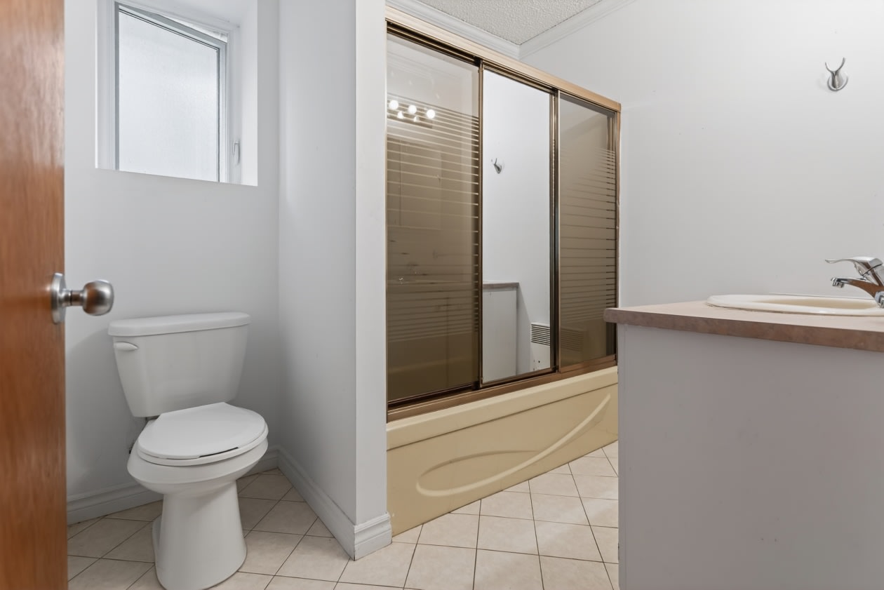 Salle de bains — 331 Rue des Pêcheurs, Saint-Alexis-Des-Monts, J0K 1V0, Saint-Alexis-Des-Monts