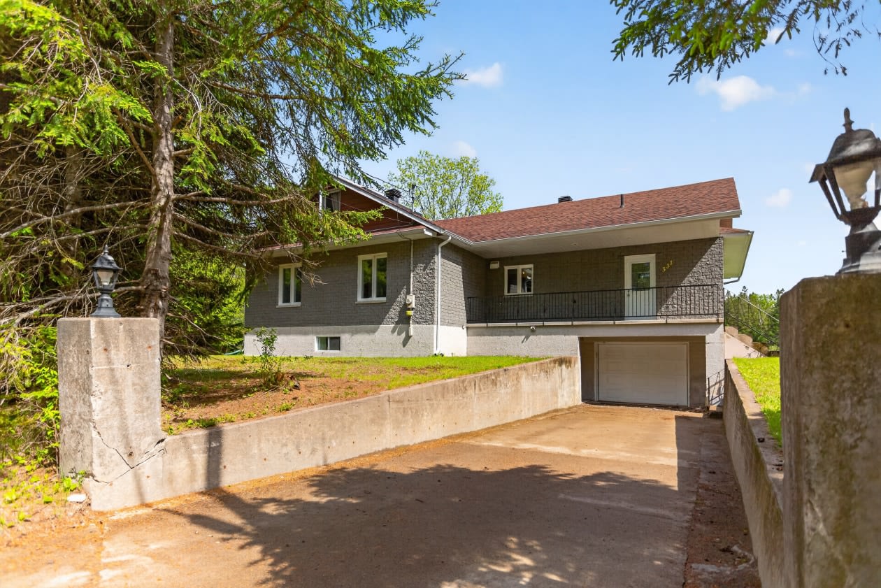 Façade — 331 Rue des Pêcheurs, Saint-Alexis-Des-Monts, J0K 1V0, Saint-Alexis-Des-Monts