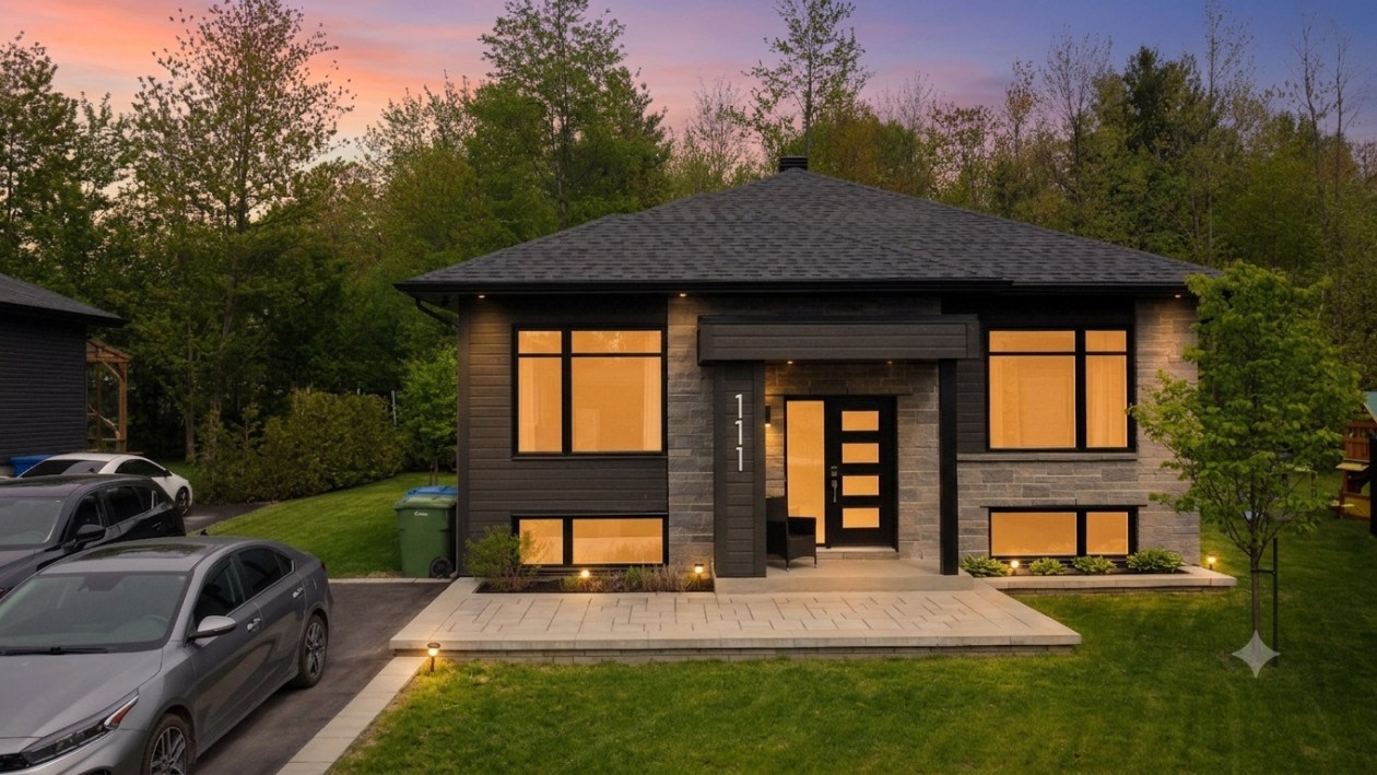 111 Rue Saint-Exupéry