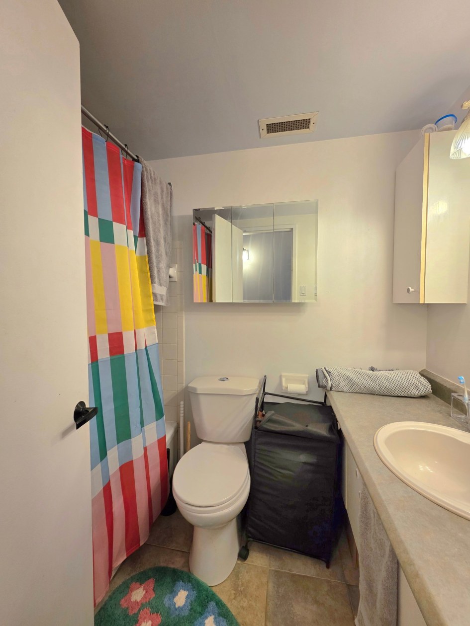Salle de bains — 70, Rue St-Germain E., 504, Rimouski, G5L7K1, Rimouski