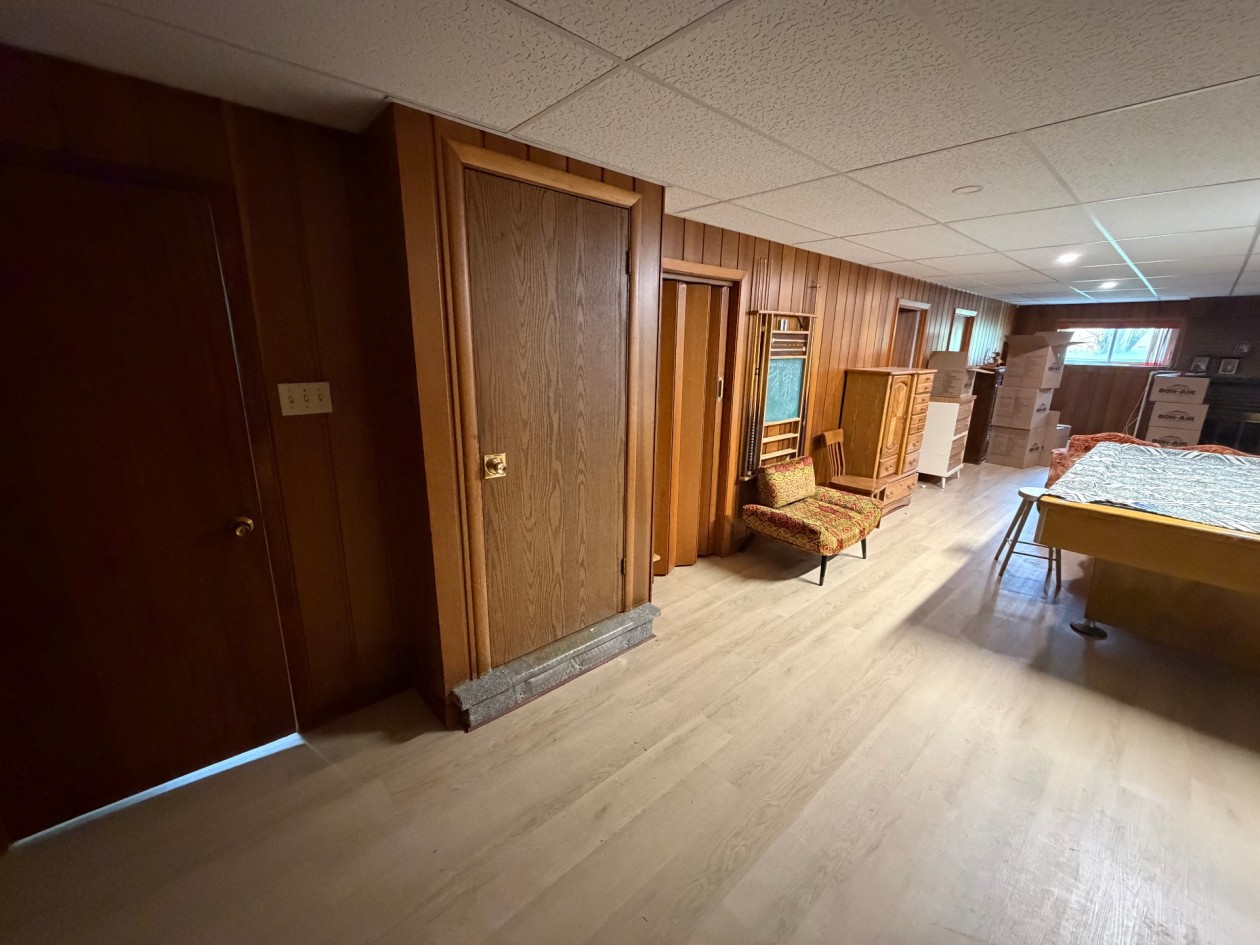 Salle familiale — 145, Boul. Auger O., Alma, G7B2A9, Alma