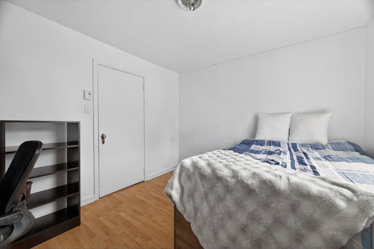 Chambre à coucher — 1565, Rue des Oblats, Mont-Joli, G5H2N8, Mont-Joli