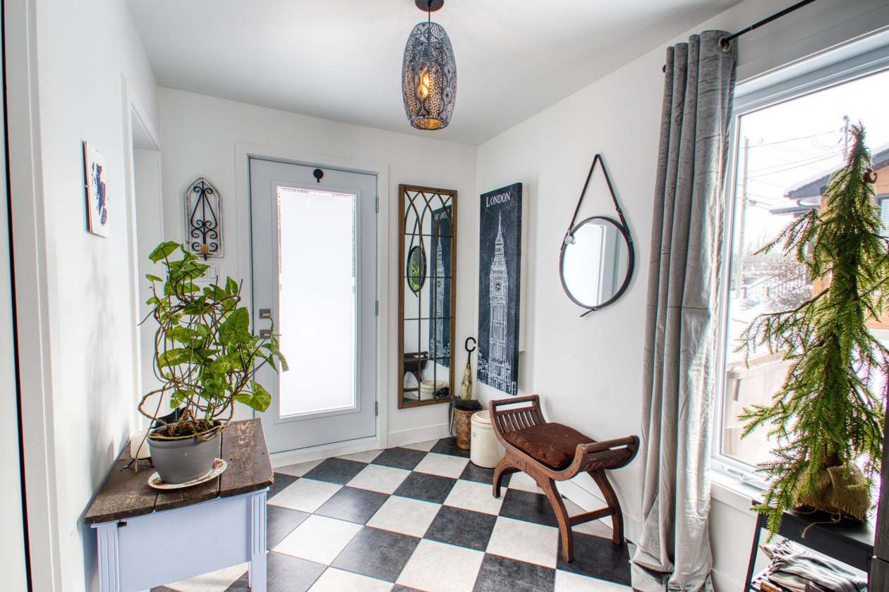 Hall d'entrée — 3467, Rue Galt O., Sherbrooke (Les Nations), J1K3B9, Sherbrooke (Les Nations)