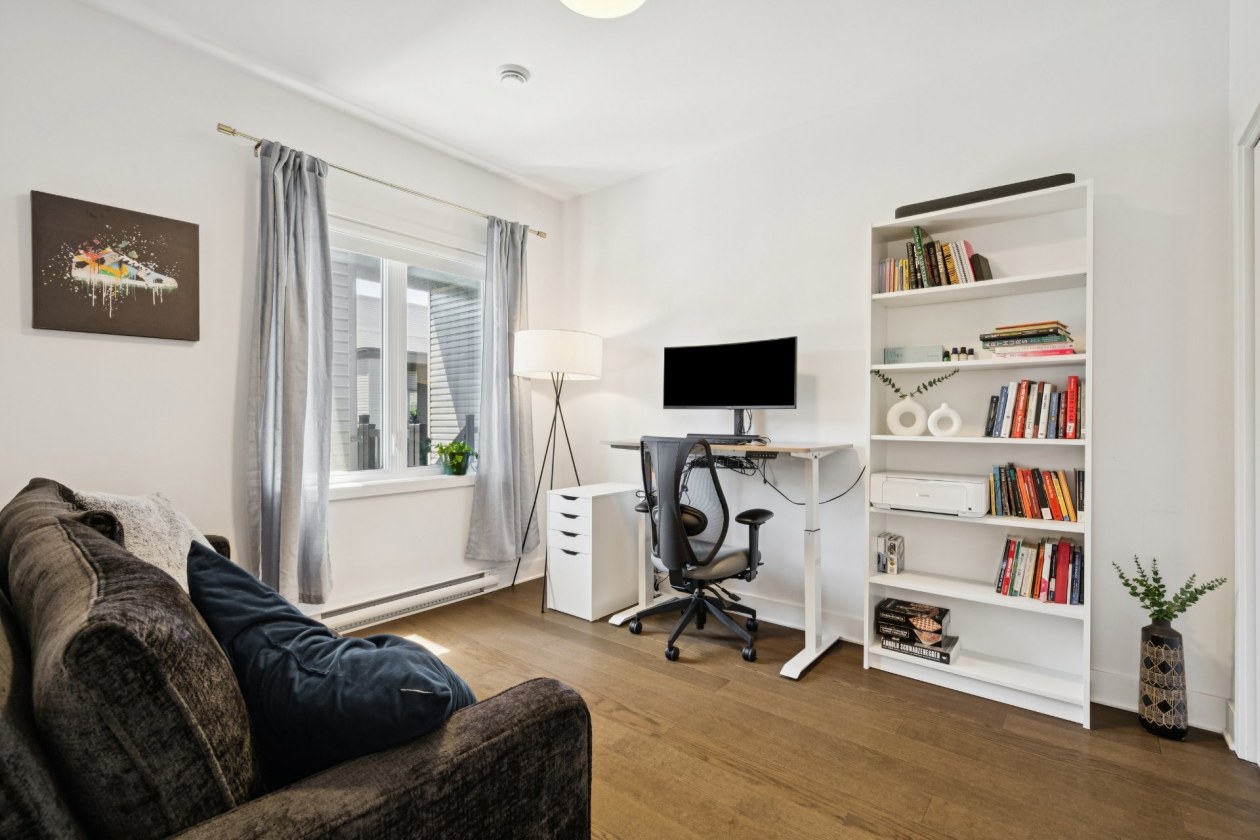 Chambre à coucher — 385, Av. Skaniatarati, 302, Montréal (Lachine), H8S0A1, Montréal (Lachine)
