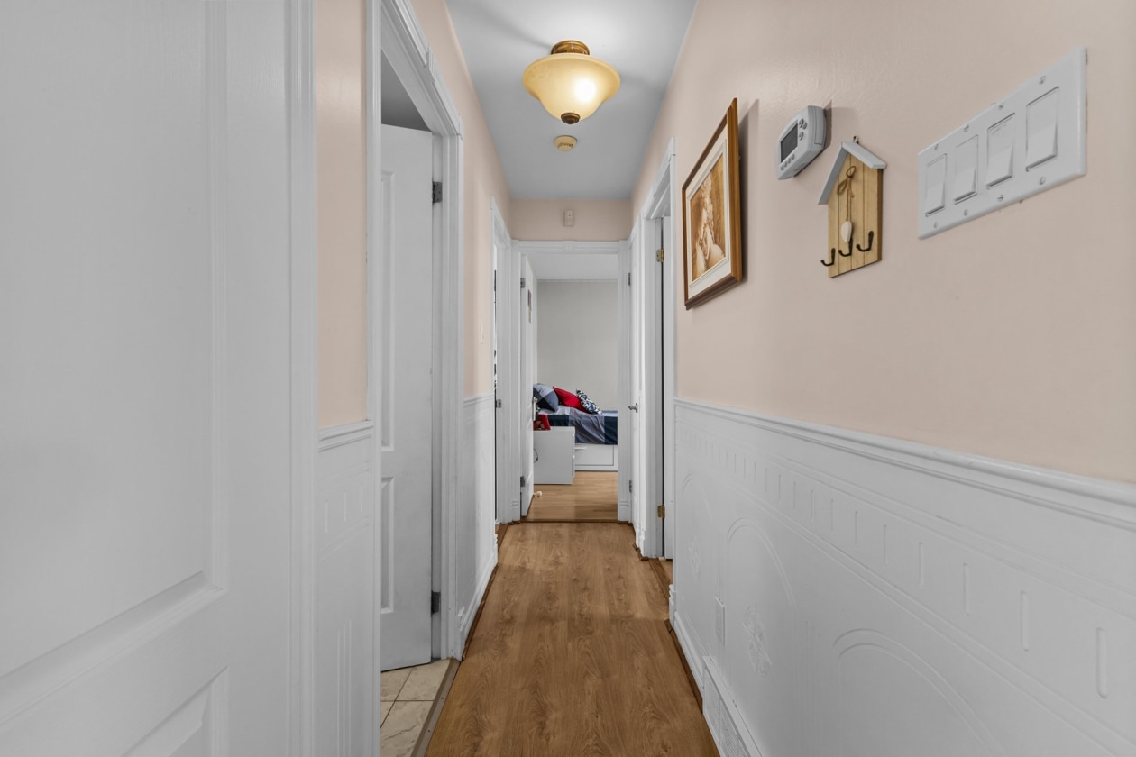 Corridor — 950, Rue Desmarchais, Laval (Fabreville), H7R4S9, Laval (Fabreville)