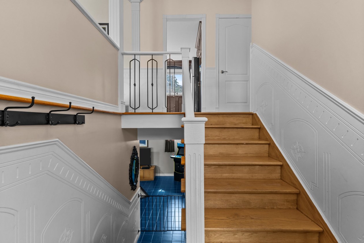 Hall d'entrée — 950, Rue Desmarchais, Laval (Fabreville), H7R4S9, Laval (Fabreville)
