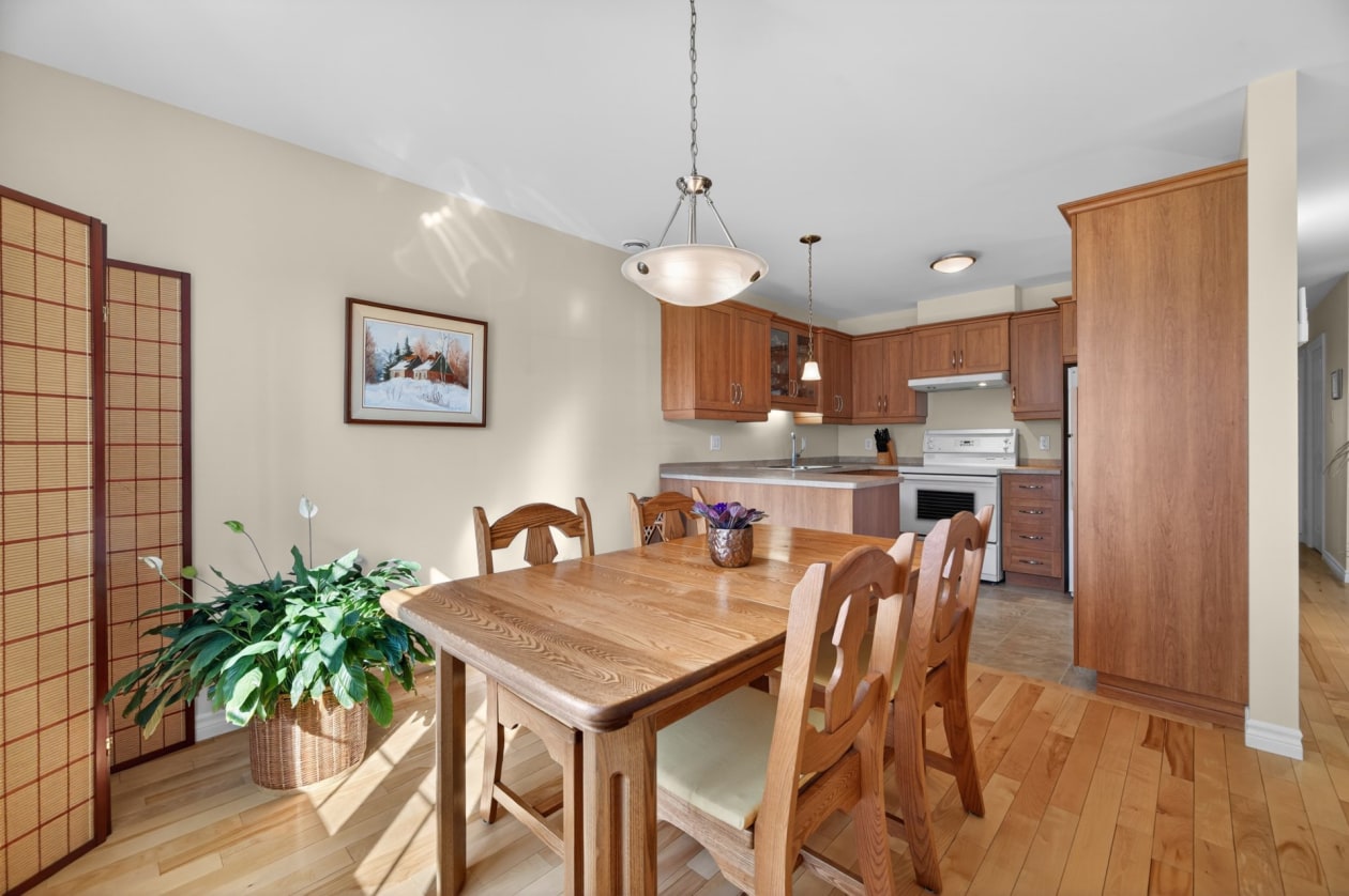Salle à manger — 504, Av. Belzile, 3, Rimouski, G5M0J6, Rimouski
