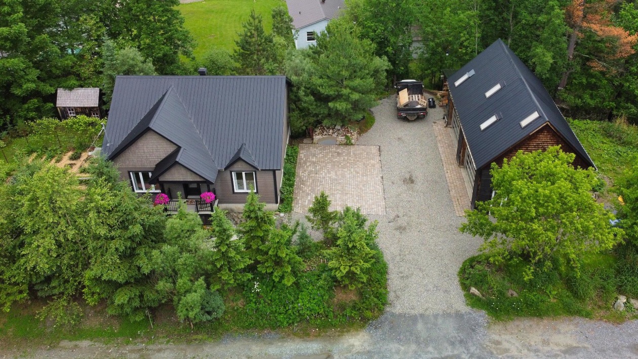 25, Ch. Laprise — photo 1