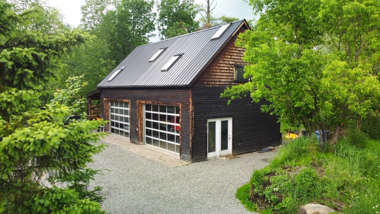 Garage — 25, Ch. Laprise, Hatley - Canton, J0B2C0, Hatley - Canton