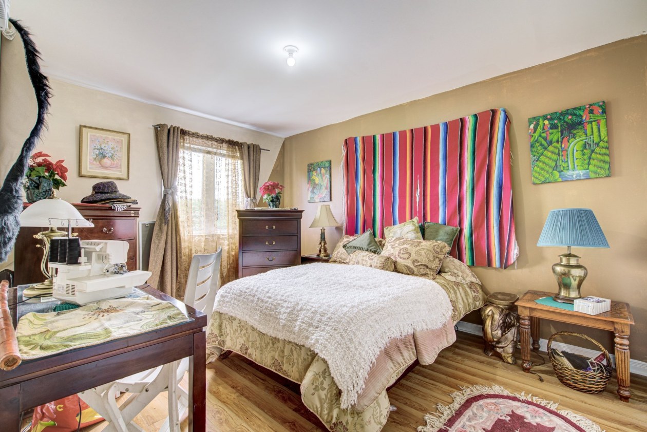 Chambre à coucher — 75, Av. des Flandres, Candiac, J5R6W1, Candiac
