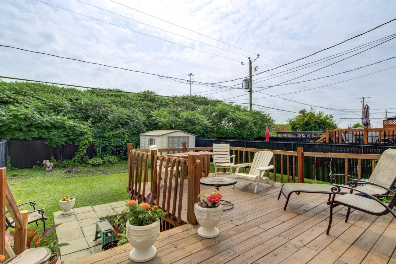 Terrasse — 75, Av. des Flandres, Candiac, J5R6W1, Candiac