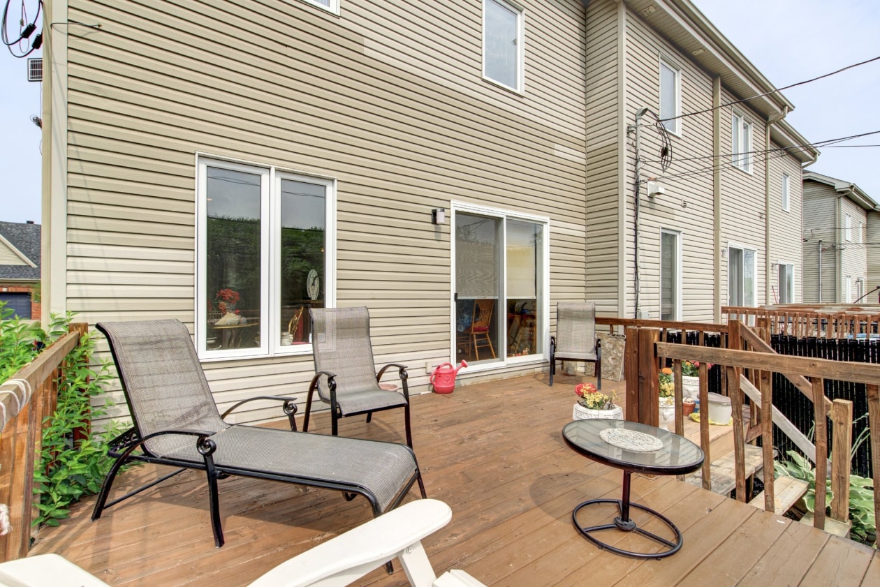 Terrasse — 75, Av. des Flandres, Candiac, J5R6W1, Candiac