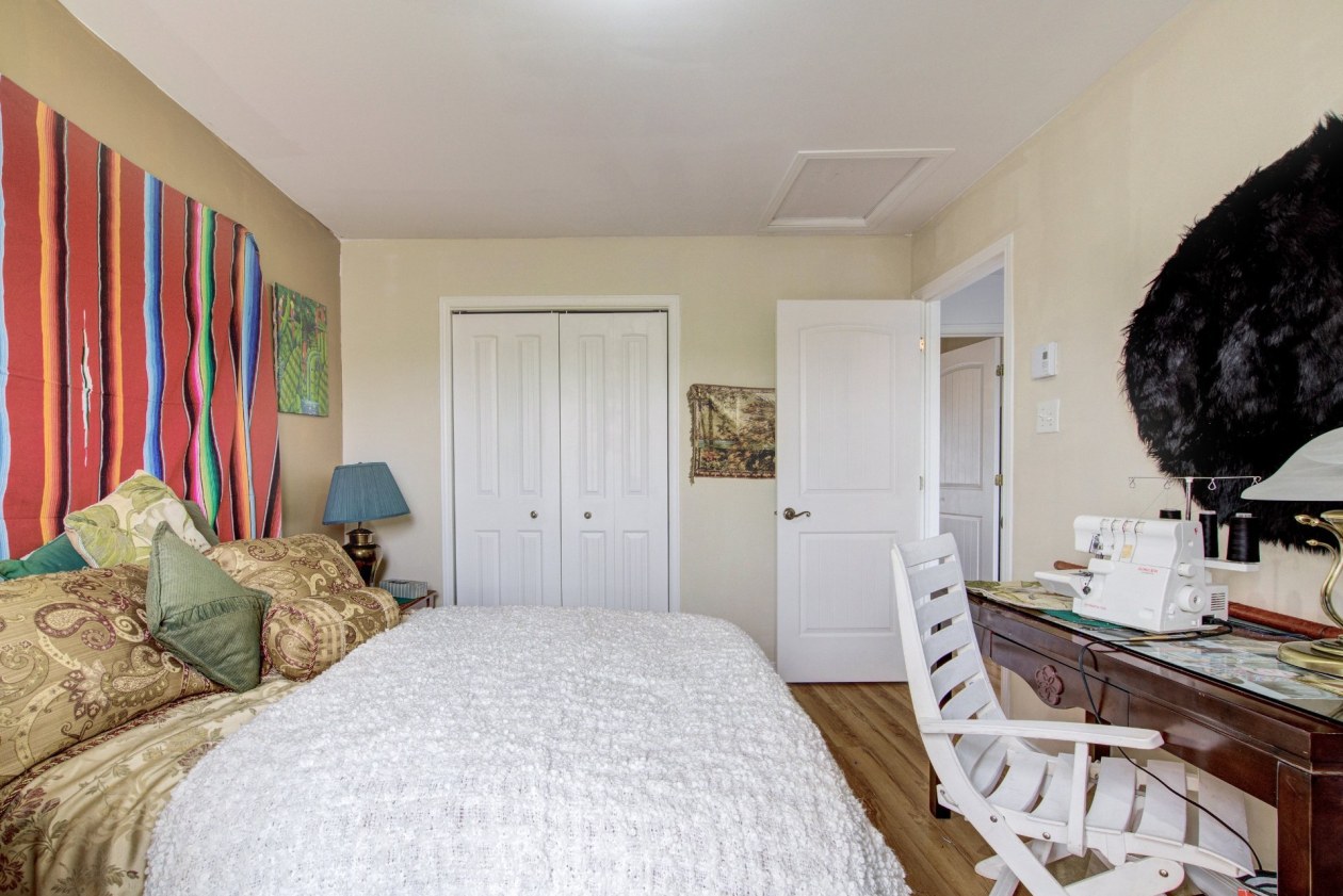 Chambre à coucher — 75, Av. des Flandres, Candiac, J5R6W1, Candiac