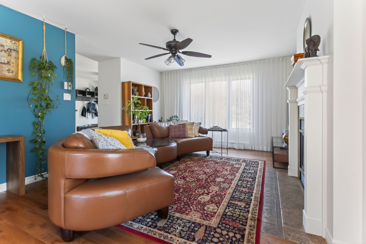 Salon — 6 Rue Martel, Kingsey Falls, J0A 1B0, Kingsey Falls