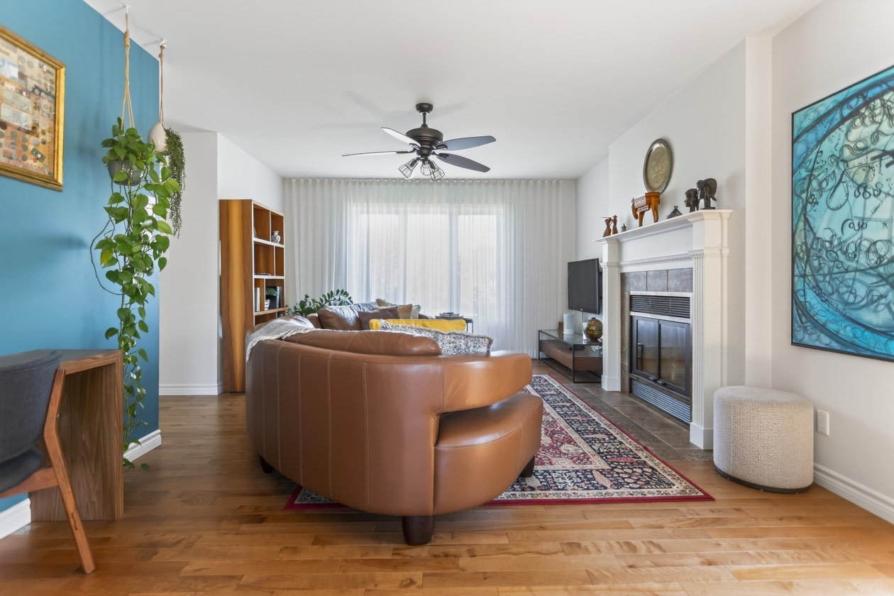 Salon — 6 Rue Martel, Kingsey Falls, J0A 1B0, Kingsey Falls