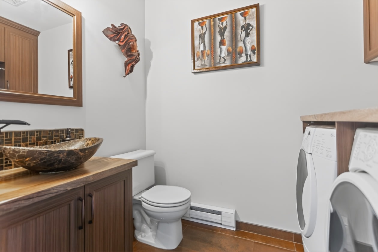 Salle d'eau — 6 Rue Martel, Kingsey Falls, J0A 1B0, Kingsey Falls