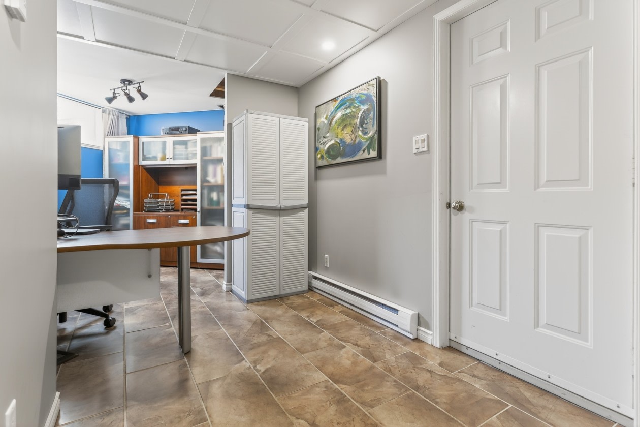 Boudoir — 6 Rue Martel, Kingsey Falls, J0A 1B0, Kingsey Falls