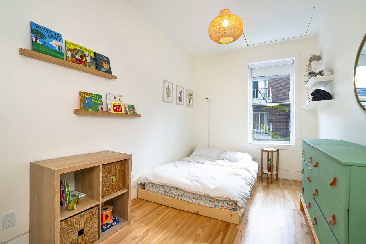 Chambre à coucher — 3899, Av. Henri-Julien, Montréal (Le Plateau-Mont-Royal), H2W2K1, Montréal (Le Plateau-Mont-Royal)
