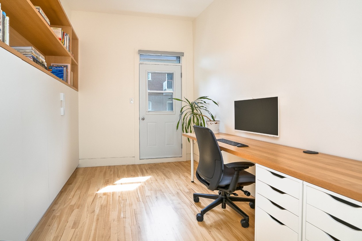 Bureau — 3899, Av. Henri-Julien, Montréal (Le Plateau-Mont-Royal), H2W2K1, Montréal (Le Plateau-Mont-Royal)