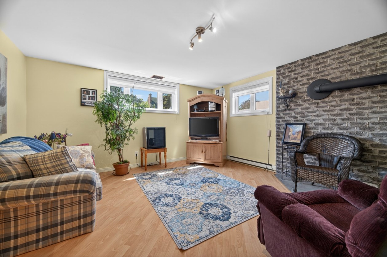 Salle familiale — 510, Rue du Marquis-De-Vaudreuil, Rimouski, G5N1B3, Rimouski