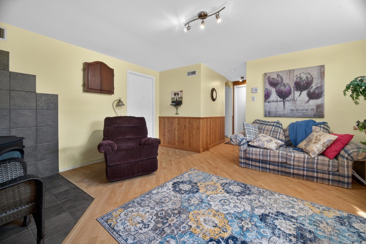 Salle familiale — 510, Rue du Marquis-De-Vaudreuil, Rimouski, G5N1B3, Rimouski
