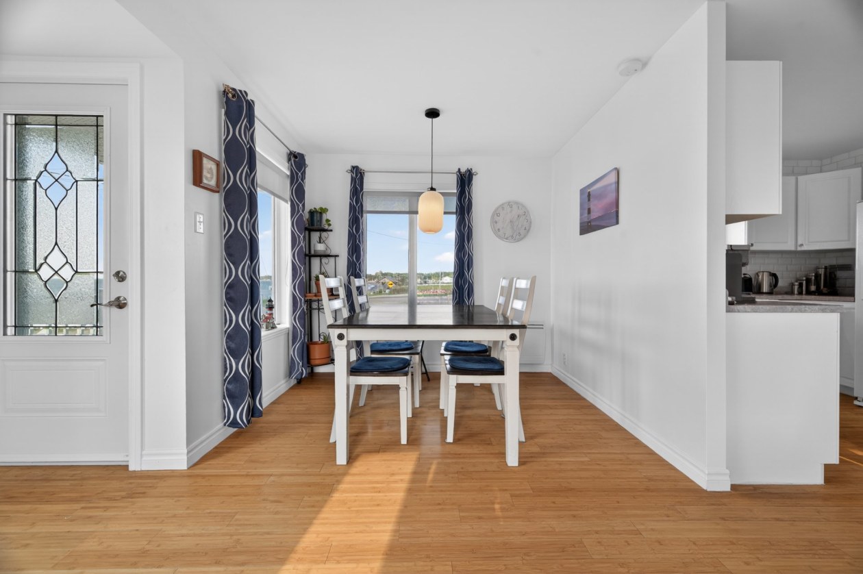Salle à manger — 1629, Rue du Phare, Rimouski, G5M1Y5, Rimouski
