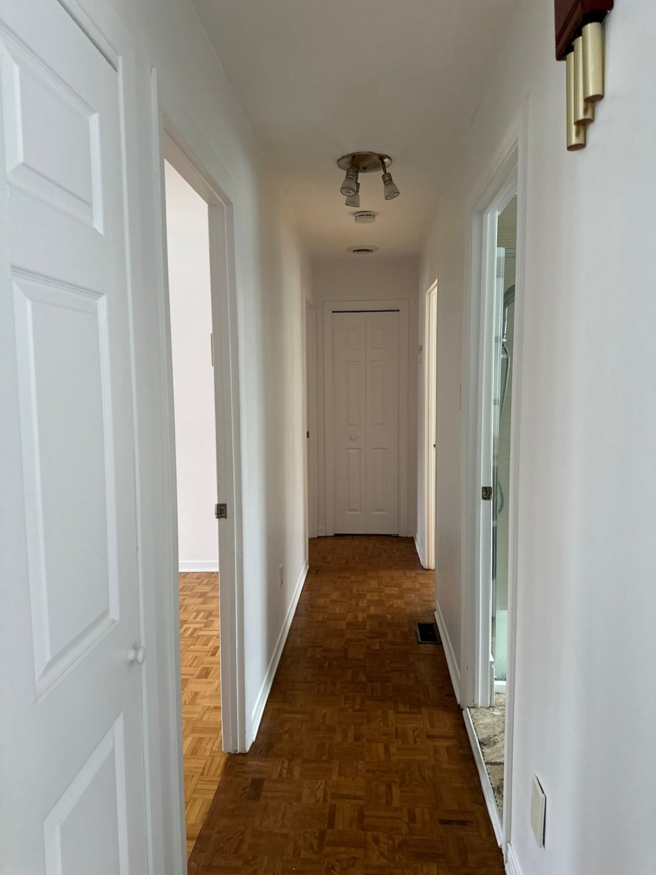 Hall d'entrée — 13734 - 13736, Rue Armand, Mirabel, J7J1B7, Mirabel