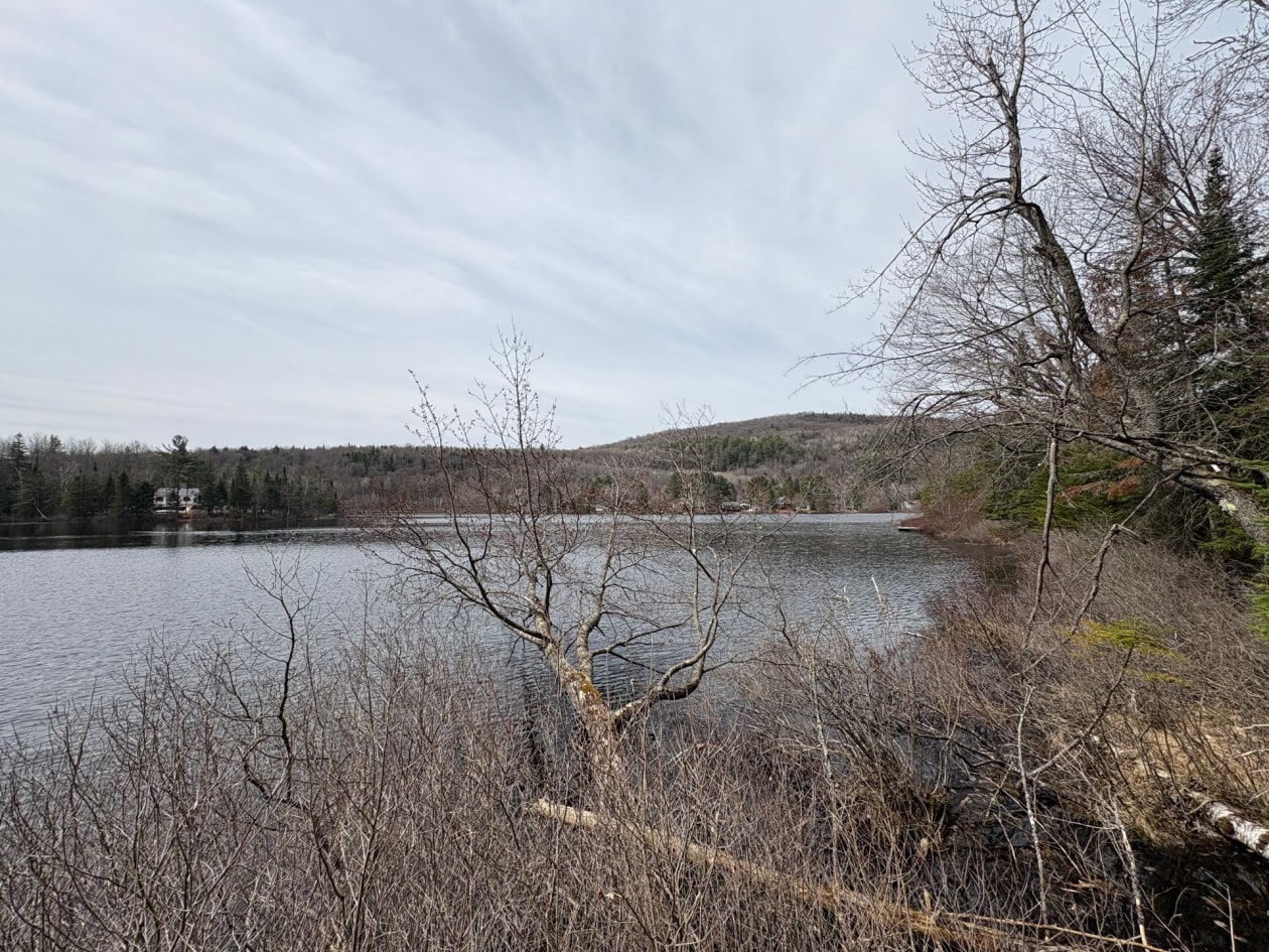 Bord de l'eau — Ch. Desrochers, Saint-Damien, J0K2E0, Saint-Damien