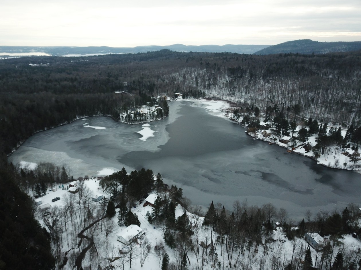 Bord de l'eau — Ch. Desrochers, Saint-Damien, J0K2E0, Saint-Damien