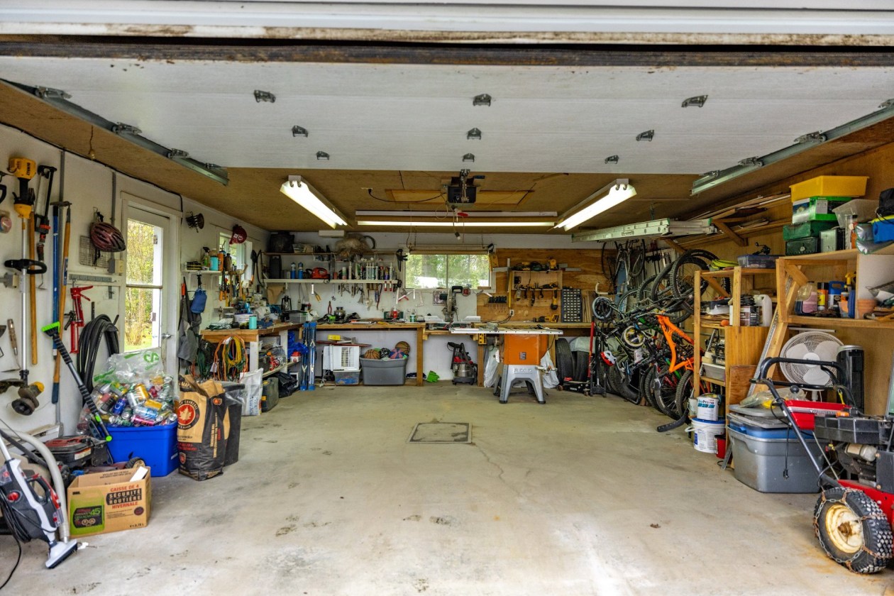 Garage — 596, Rue Hamel, Magog, J1X4P5, Magog