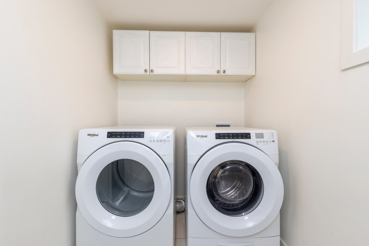 Salle de lavage — 336, Av. Brahms, Châteauguay, J6K4H1, Châteauguay