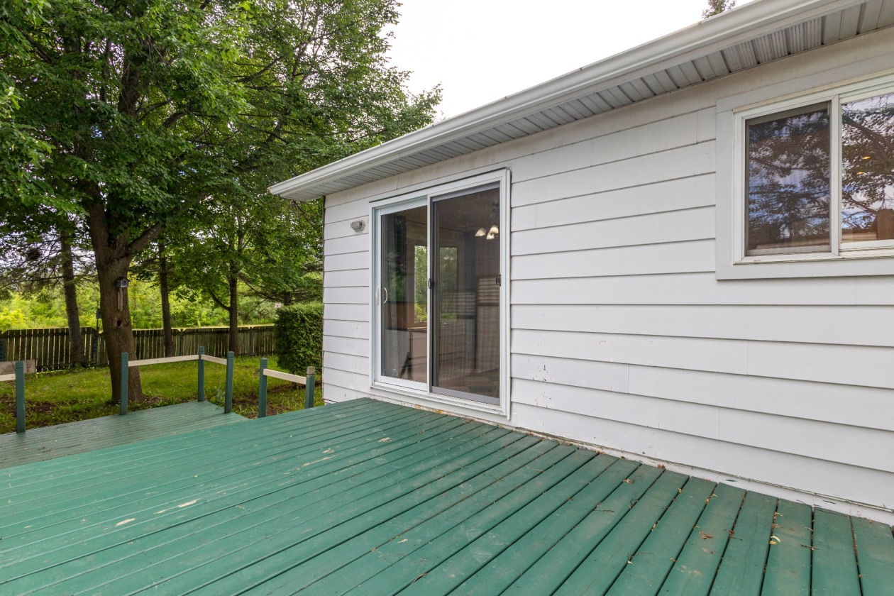 Cour — 336, Av. Brahms, Châteauguay, J6K4H1, Châteauguay
