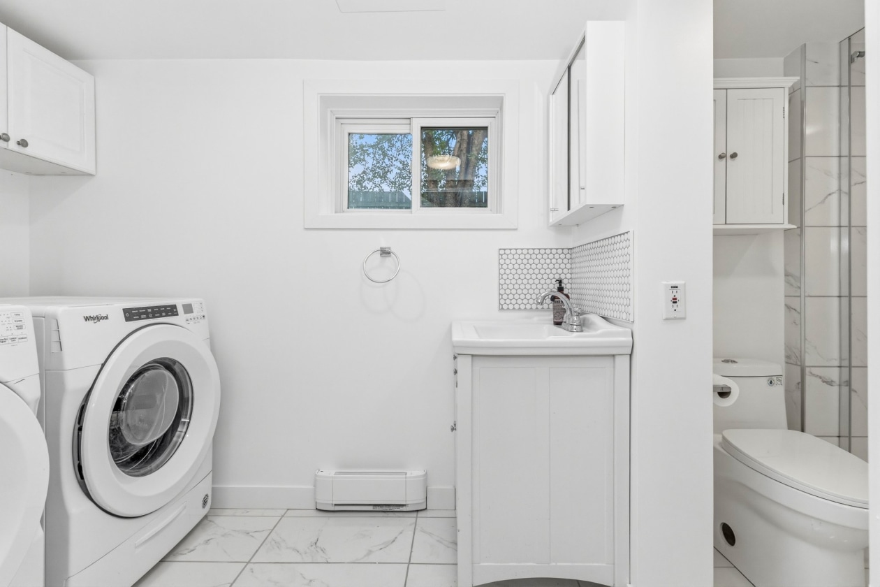 Salle de bains — 336, Av. Brahms, Châteauguay, J6K4H1, Châteauguay