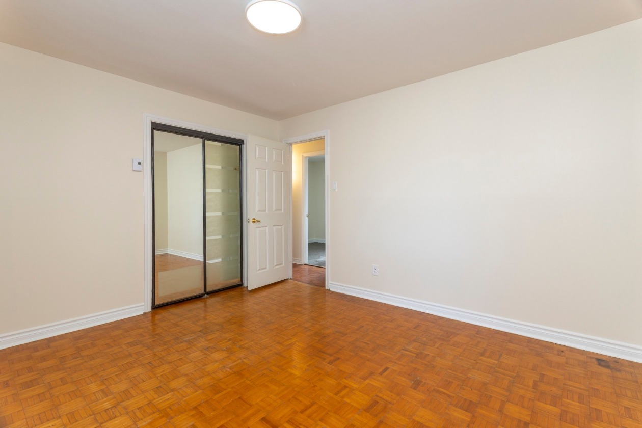 Chambre à coucher — 336, Av. Brahms, Châteauguay, J6K4H1, Châteauguay