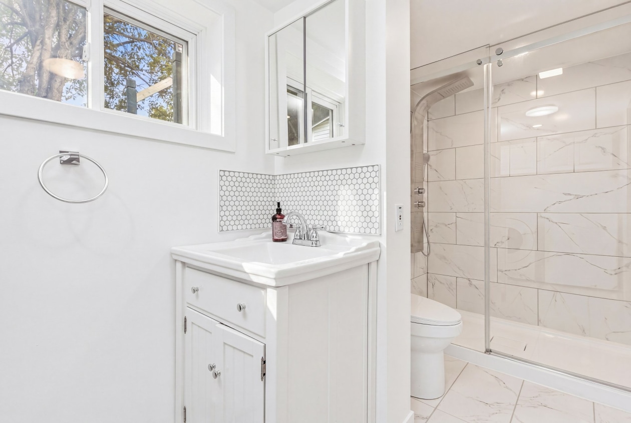 Salle de bains — 336, Av. Brahms, Châteauguay, J6K4H1, Châteauguay