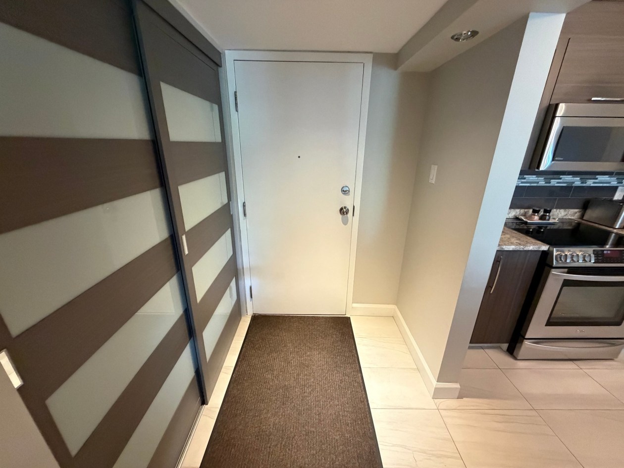 Hall d'entrée — 1900, Rue des Roitelets, 24, Saguenay (Chicoutimi), G7H7P7, Saguenay (Chicoutimi)
