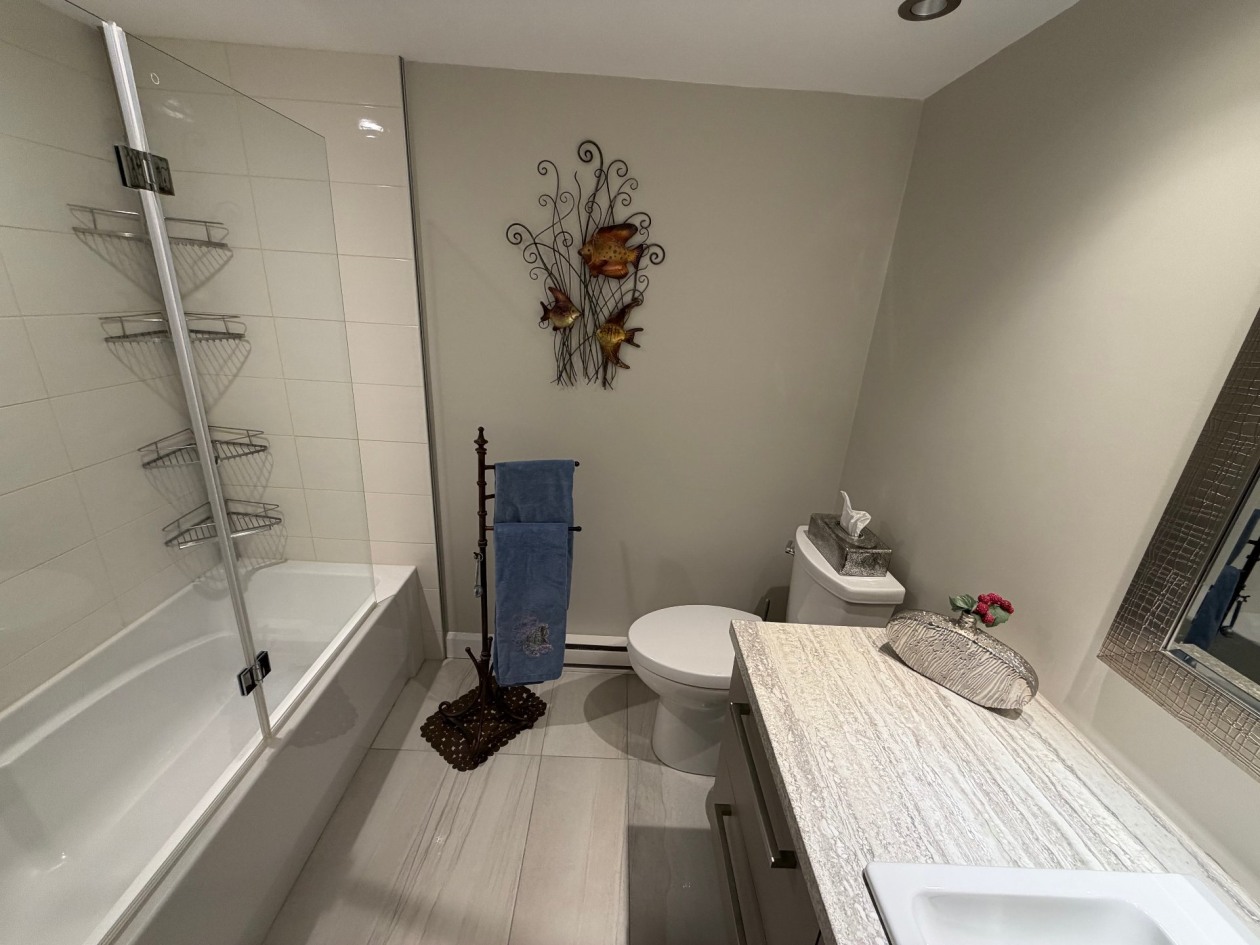 Salle de bains — 1900, Rue des Roitelets, 24, Saguenay (Chicoutimi), G7H7P7, Saguenay (Chicoutimi)