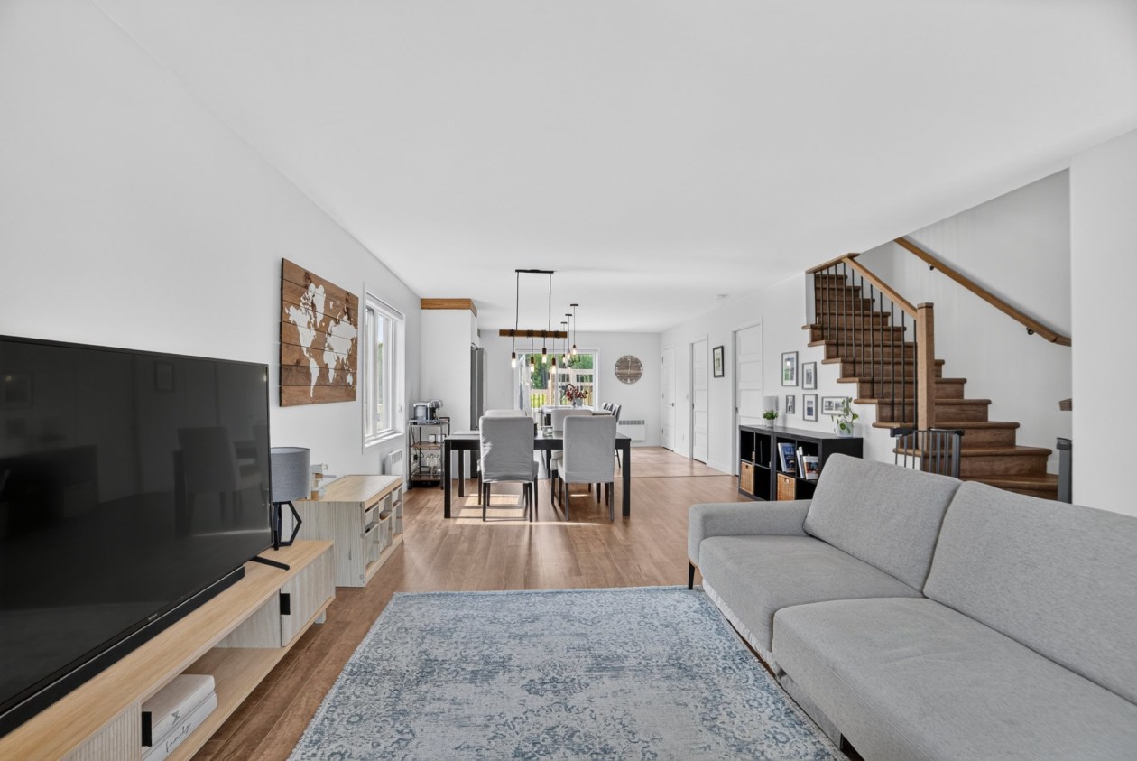 Salon — 1632, Rue Matisse, Sherbrooke (Brompton/Rock Forest/Saint-Élie/Deauville), J1N1B9, Sherbrooke (Brompton/Rock Forest/Saint-Élie/Deauville)