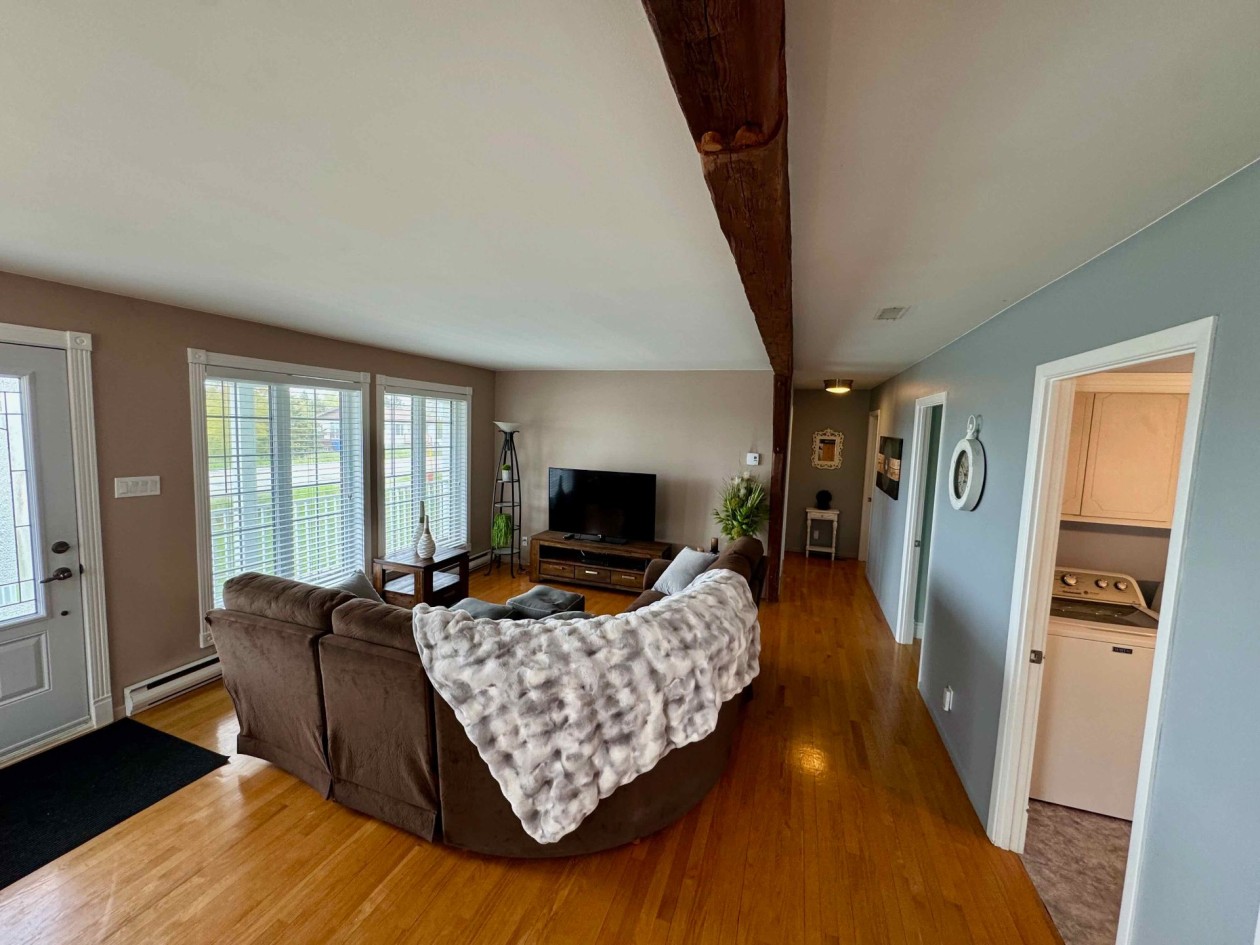 Salon — 2249, Route 132 E., Rimouski, G0L1B0, Rimouski