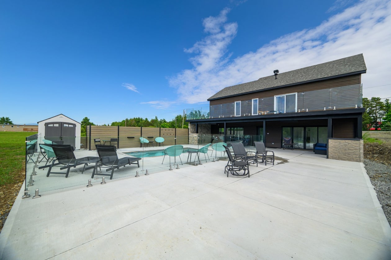 Terrasse — 224, 4e Rang O., Saint-Anaclet-de-Lessard, G0K1H0, Saint-Anaclet-de-Lessard