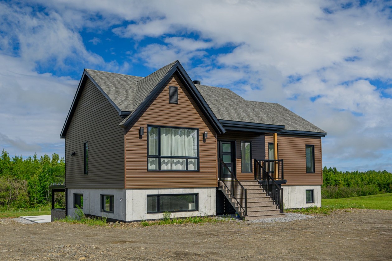 Façade — 224, 4e Rang O., Saint-Anaclet-de-Lessard, G0K1H0, Saint-Anaclet-de-Lessard