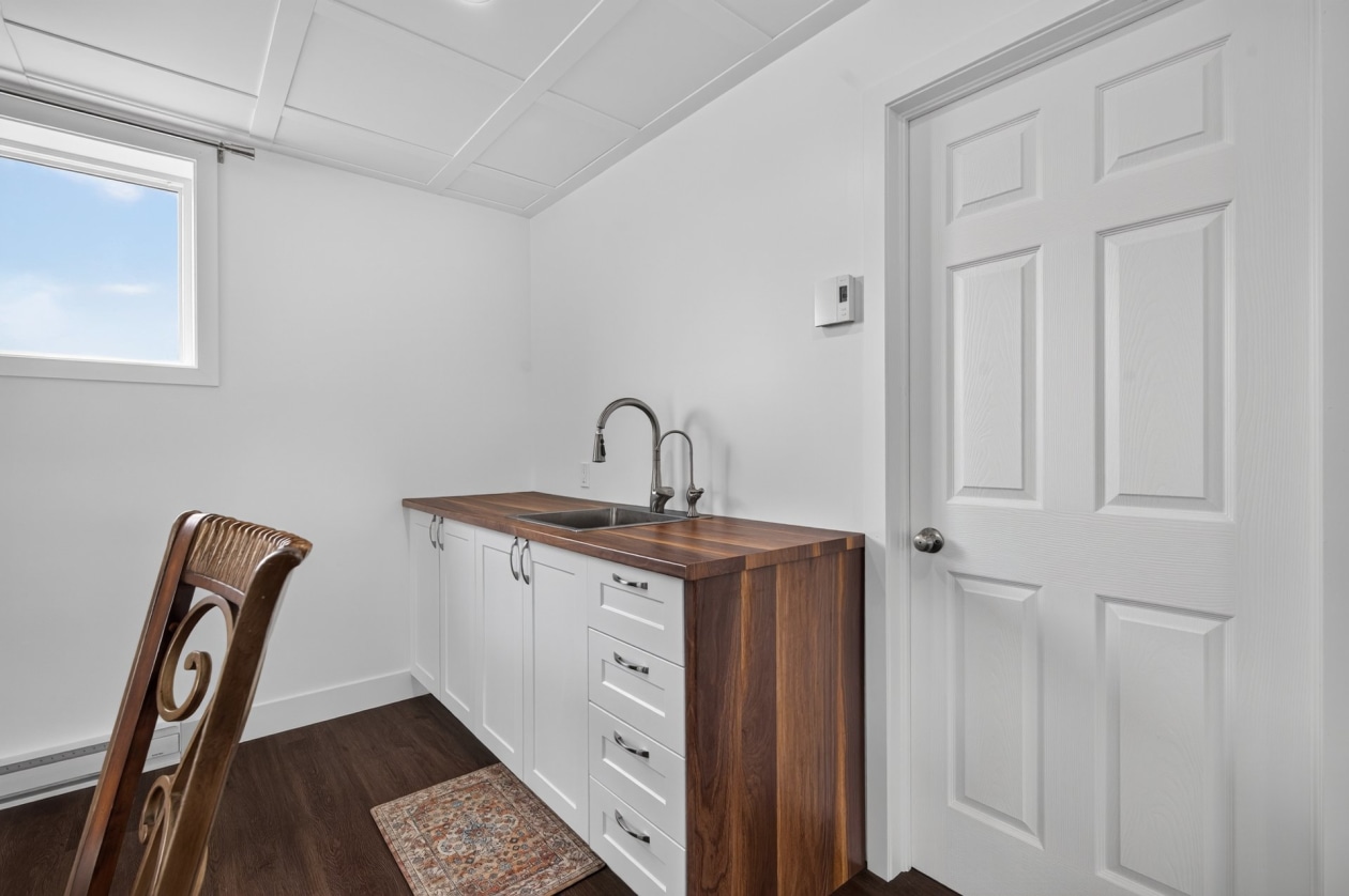 Salle familiale — 224, 4e Rang O., Saint-Anaclet-de-Lessard, G0K1H0, Saint-Anaclet-de-Lessard