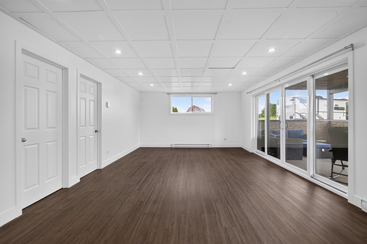 Salle familiale — 224, 4e Rang O., Saint-Anaclet-de-Lessard, G0K1H0, Saint-Anaclet-de-Lessard