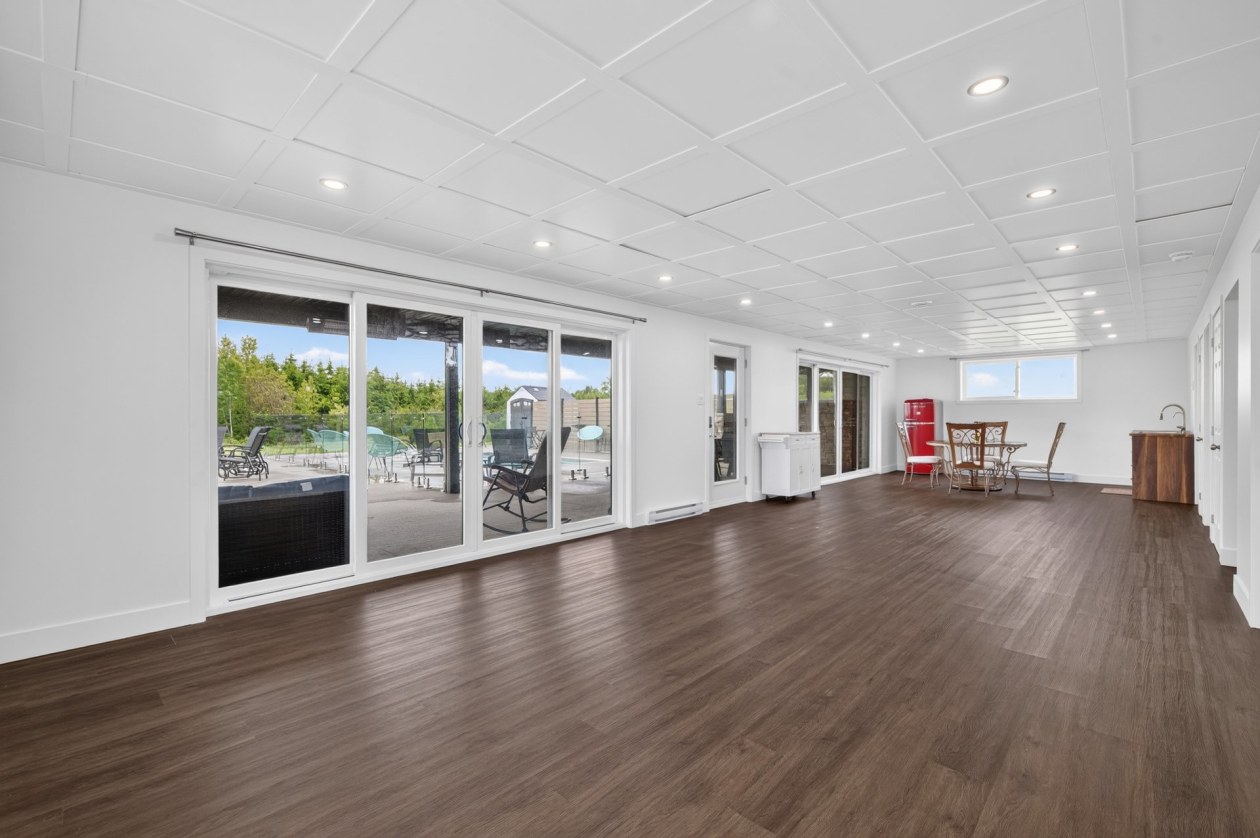 Salle familiale — 224, 4e Rang O., Saint-Anaclet-de-Lessard, G0K1H0, Saint-Anaclet-de-Lessard